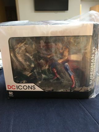 Death Of Superman Dc Icons Superman Vs Doomsday 2 Pack Box