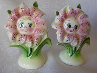 Vtg Py Japan Anthropomorphic Tiger Lily Girl Flower Head Salt & Pepper Shakers