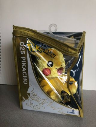 Nib Pokemon 20th Anniversary 025 Winking Pikachu Plush Toy Rare Collectable