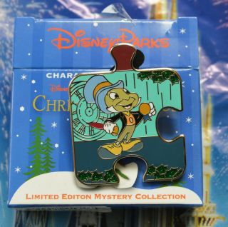 Disney ' s Christmas Carol Character Connection Trading Pin - Jiminy Cricket 2
