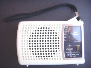 Vintage Sanyo Portable Am Radio Model Rp 1270