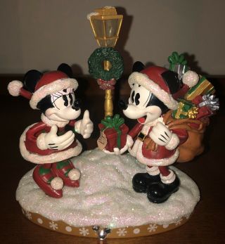 Disney Parks Santa Mickey & Minnie Light - Up Christmas Holiday Figure Figurine