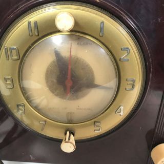 1950s General Electric Clock AM Tube Radio Bakelite Case Model 510 USA Powers On 2