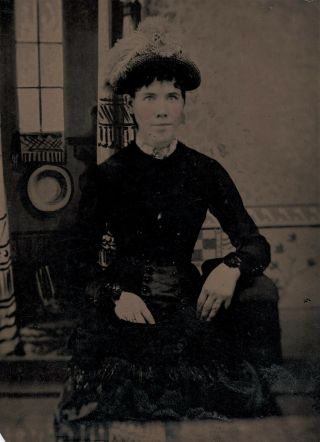 Old Vintage Antique Tintype Photo Cute Young Lady Girl Kneeling In Pretty Dress