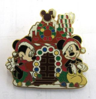 Disney Pin Mickey Mouse Minnie Holiday Gingerbread House Christmas Dp0