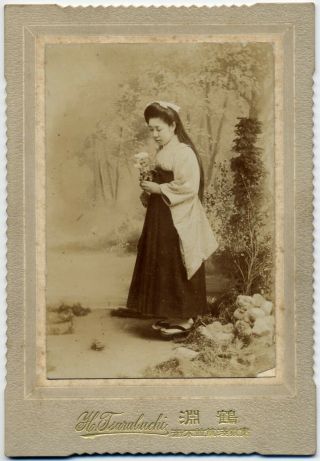 12109 Japanese Vintage Photo / 1900s Portrait Of Girl With Long Hair W Flowers