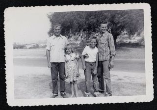 Vintage Antique Photograph Two Men With Two Little Children In Field