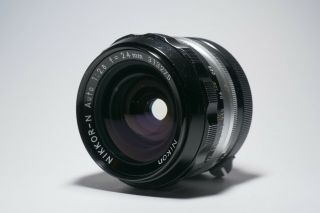 Vintage Nikon Nikkor - N 24mm F/2.  8 Pre - Ai Lens 313275