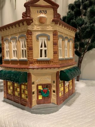 Department 56 Christmas Snow Village Corner Bakery Building 50776 1986