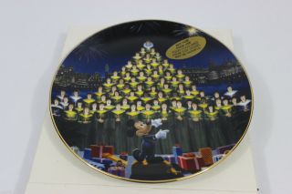 Disney Mickey 1997 Holidays Around The World Epcot Special Edition Plate