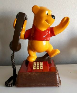 Vintage Walt Disney Winnie The Pooh Bear 8020 Push Button Telephone 1964