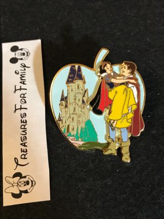 Disney Pin Princess Snow White With Prince Castle Apple Shaped 3d