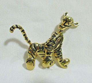 Disneys Tigger The Tiger Gold Tone Brooch Pin W/ Moving Tail 2.  5 " W X 2.  0 " T