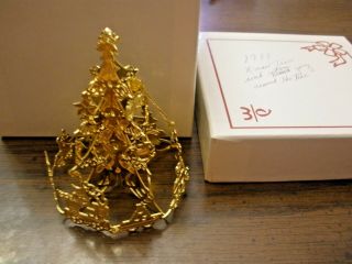 Danbury Annual Gold Christmas Ornament 20 Kt Gold Plated 1988 Christmas Tre