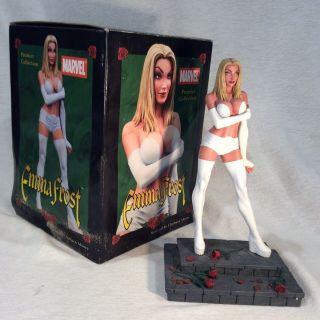 Emma Frost Statue By Diamond Select,