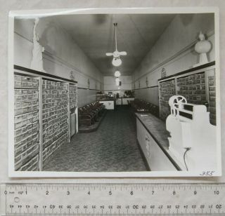 C.  1930/40s Photo Interior Of Zinke 