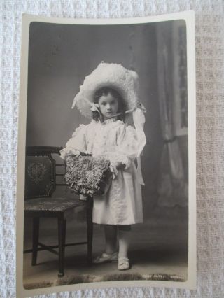 Vintage Photo Of A Sweet Little Girl,  Photo By Oscar Owers,  Southsea.