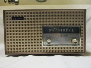 Vintage 1960 General Electric " Musaphonic " Table Radio,  T - 166a (cocoa)