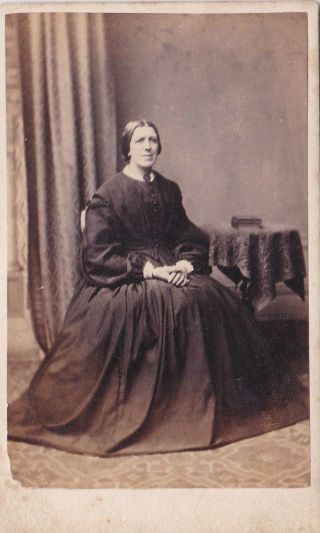 Antique Cdv Photo - Seated Lady In Black.  Edinburgh Studio