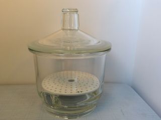 Pyrex Heavy Duty Glass Desiccator With Lid And Porcelain Drying Plate Vintage