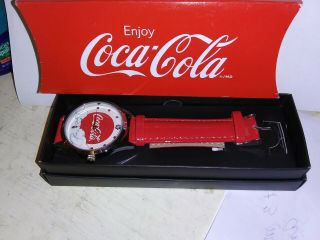 Coca - Cola Polar Bear Red Silver Watch Coke Avon Collectable Xmas Holiday Nib