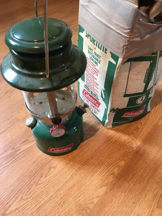 Vintage Coleman Lantern Green Model 335 Made In Canada W/ Globe,  Box