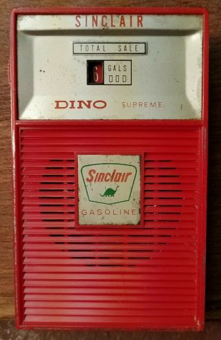 Sinclair Dino Supreme Gas Pump Transistor Radio.  1960s.  Turned On; No Stations
