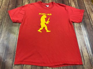Vintage Pearl Jam 1998 Tour Men’s Red Ames Bros T - Shirt - Xl