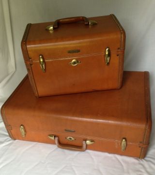 Vintage Samsonite Schwayder Bros 2 - Piece Luggage Set With Key Style 4521 4612