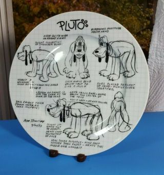 2008 Walt Disney Sketch Book Dinner Plate Featuring Pluto 10.  5 Inches Across