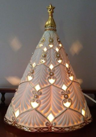 Lenox Florentine & Pearl Lighted Musical Centerpiece Tree “o Christmas Tree” 12”