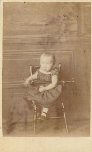 Cdv Victorian Carte De Visite Photograph - Unknown Child By M 