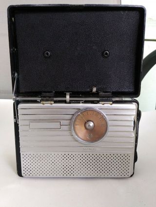 Vintage Bakelite Case Rca Victor Portable Tube Radio Model 54b1 Leather Handle
