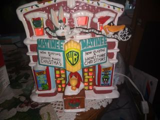 1998 Wb Studio Store Exclusive Looney Tunes Holiday Village Movie Theater