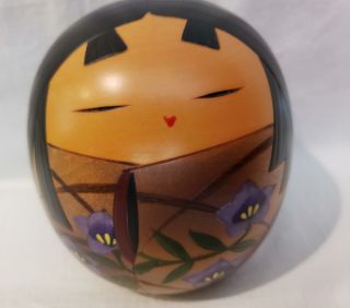 Japanese Kokeshi Girl Doll Wood Hand Painted Signed 4.  5 " Vtg Oval Egg Shaped