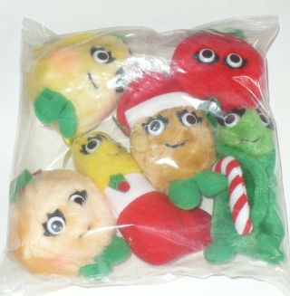 VINTAGE 1980 ' S COUNTRY YUMKIN PLUSHIE SPECIAL CHRISTMAS SET BAG 2