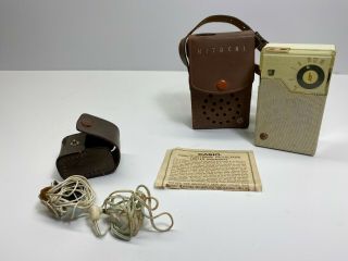 Vintage Hitachi Transistor 6 Pocket Radio With Case And Ear Buds Th - 650 Nr