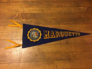 Vintage Marquette University Felt Banner Pennant Collegiate Mfg Golden Eagles