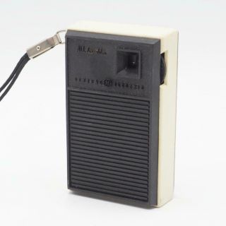 Vintage General Electric P1757 Am Transistor Radio