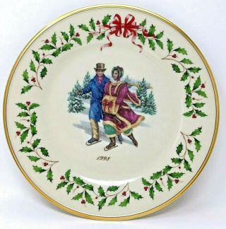 Christmas The Annual Holiday Collector Plate 1998 H 891 Gold Trim Made In Usa