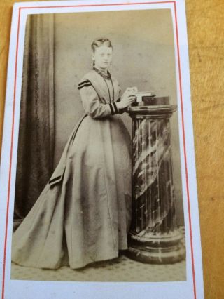 Victorian Cdv: Lady In Dress Standing By A Pedestal: Leamington Studio