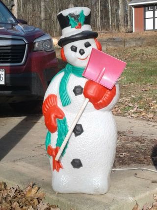 Vintage Frosty The Snowman Christmas Blowmold 40” Huge Shovel Wreath Tpi 1995