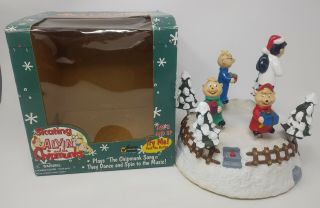 Vtg Gemmy Skating Alvin & The Chipmunks Christmas Animated/singing Decoration