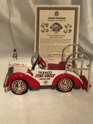 Texaco Peddal Fire Chief 1941 Die Cast Collectable
