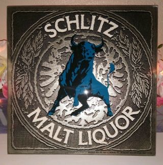 Schlitz Malt Liquor Silver Vintage Sign Bar Wall Plaque Schlitz 1975 Read D