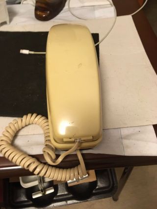 Vtg Rotary Phone Gte Automatic Electric Sep.  1981 Pale Yellow