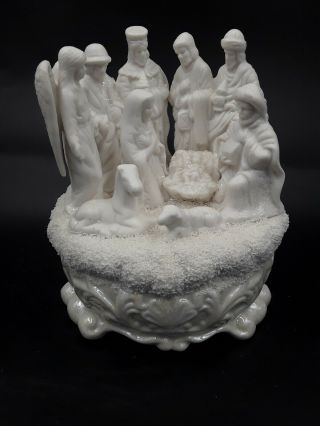 Christmas Nativity Wind - Up Music Box/ White Porcelain/ Plays Silent Night
