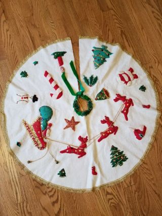 Vintage Handmade Christmas Tree Skirt Santa Sleigh Snowman Felt Kitsch 37 In
