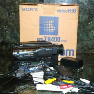 Sony Hi - 8 Video Camera Recorder Handycam Ccd - Tr400,  Vintage