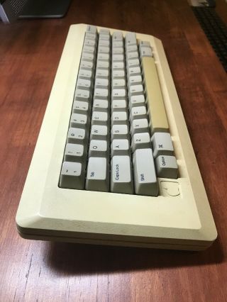 Vintage Apple Macintosh 1984 Keyboard M0110 2